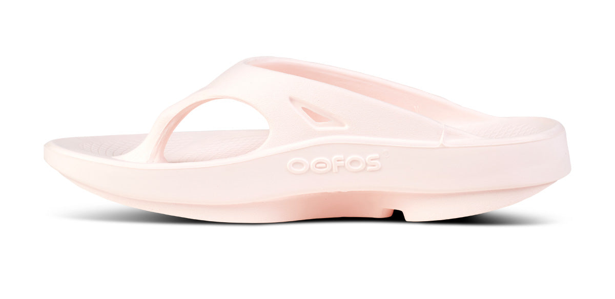 OOFOS Women&#39;s OOriginal Thong - Blush