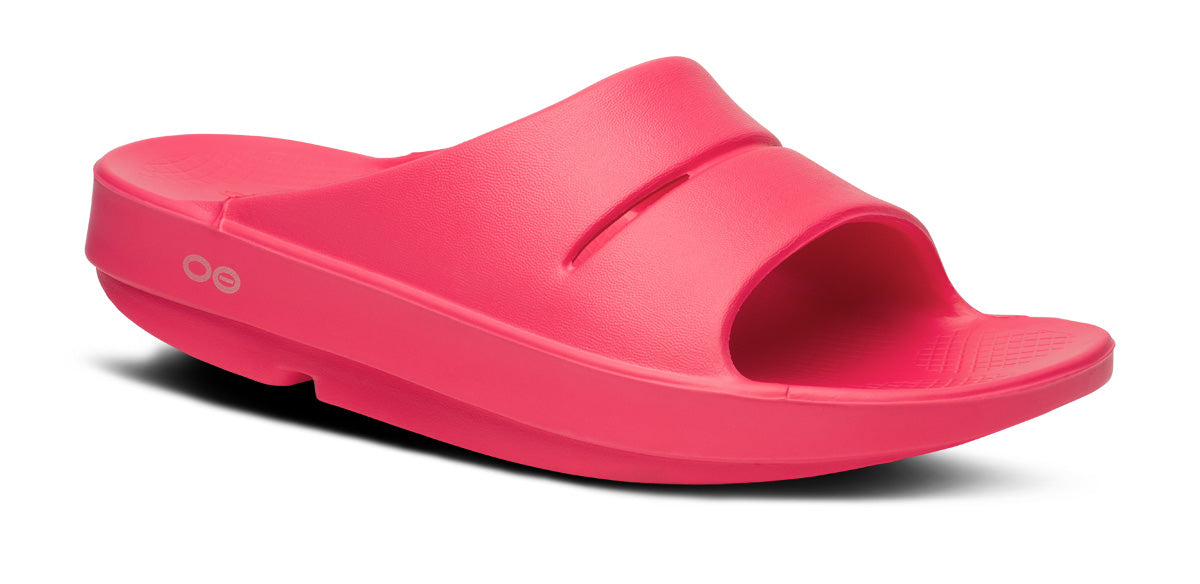 OOFOS Women&#39;s OOahh Slide - Neon Berry