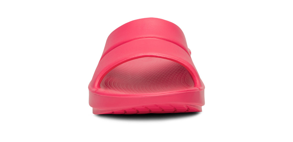 OOFOS Women&#39;s OOahh Slide - Neon Berry