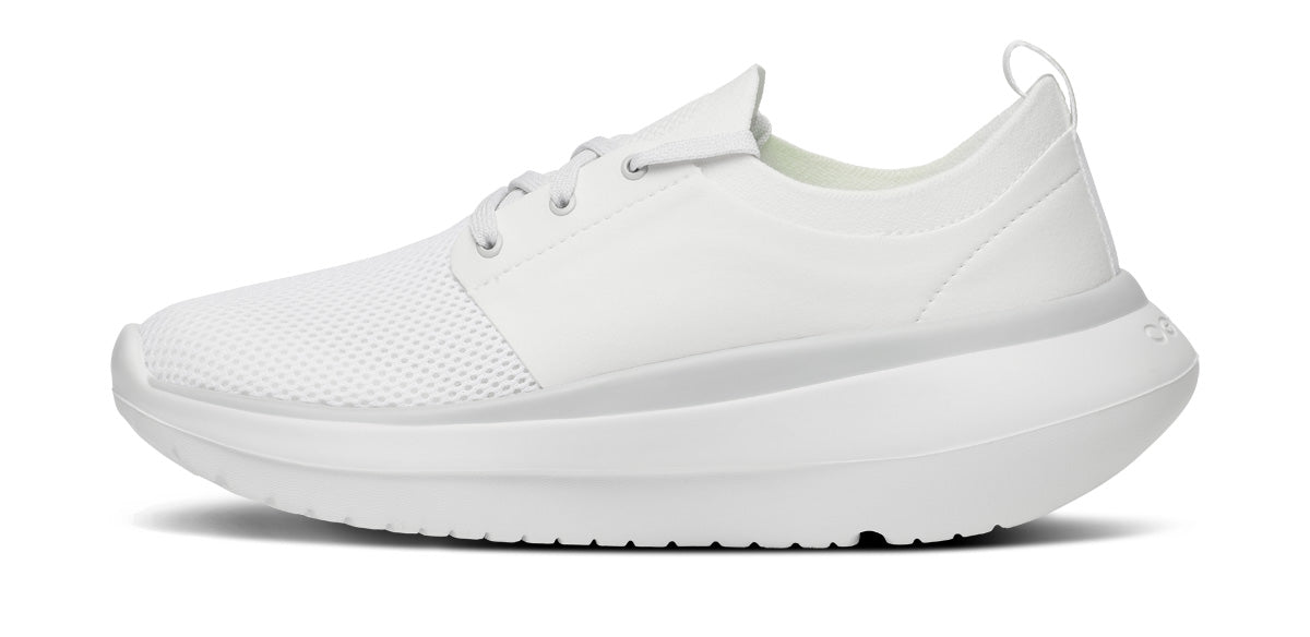 OOFOS Women&#39;s OOmy Stride Shoe - White/White