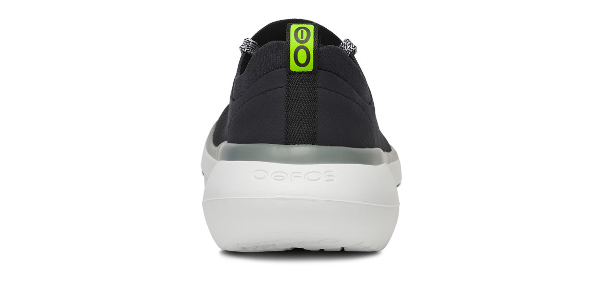 OOFOS Women&#39;s OOmy Stride Shoe - White/Black