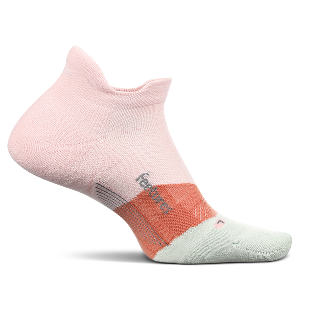 Feetures Elite Max Cushion No-Show Tab Socks