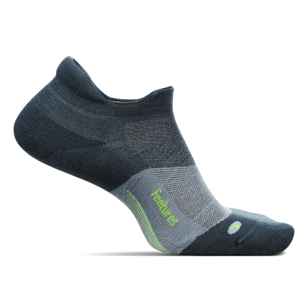 Feetures Merino 10 Cushion No-Show Tab Socks